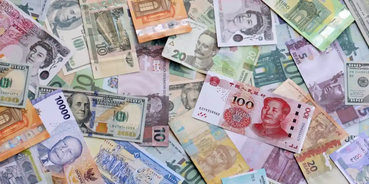  Döviz Hesabı Açmak Mantıklı mı? En Kârlı Banka Hangisi? 2026