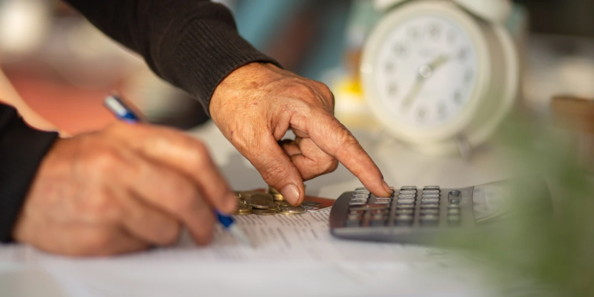 Kredi Kartı Borcu Emekli Maaşından Kesilir mi?